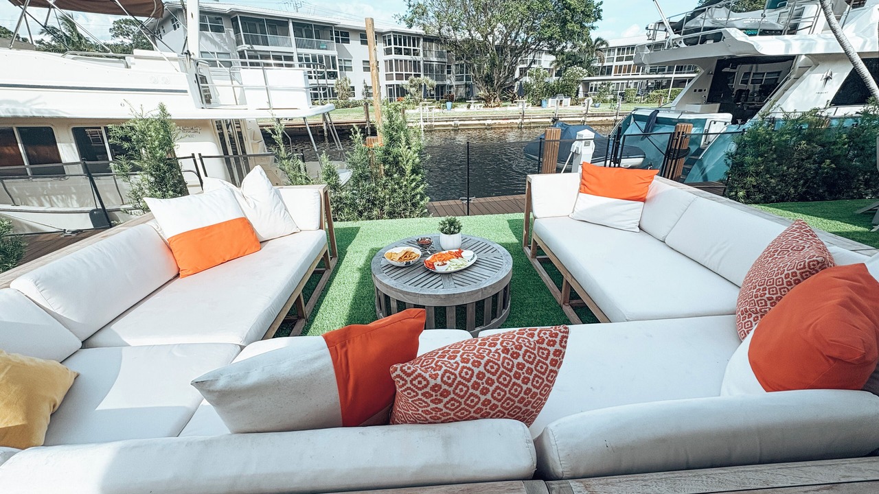 Photo of Patio Balcony in South New River Isles