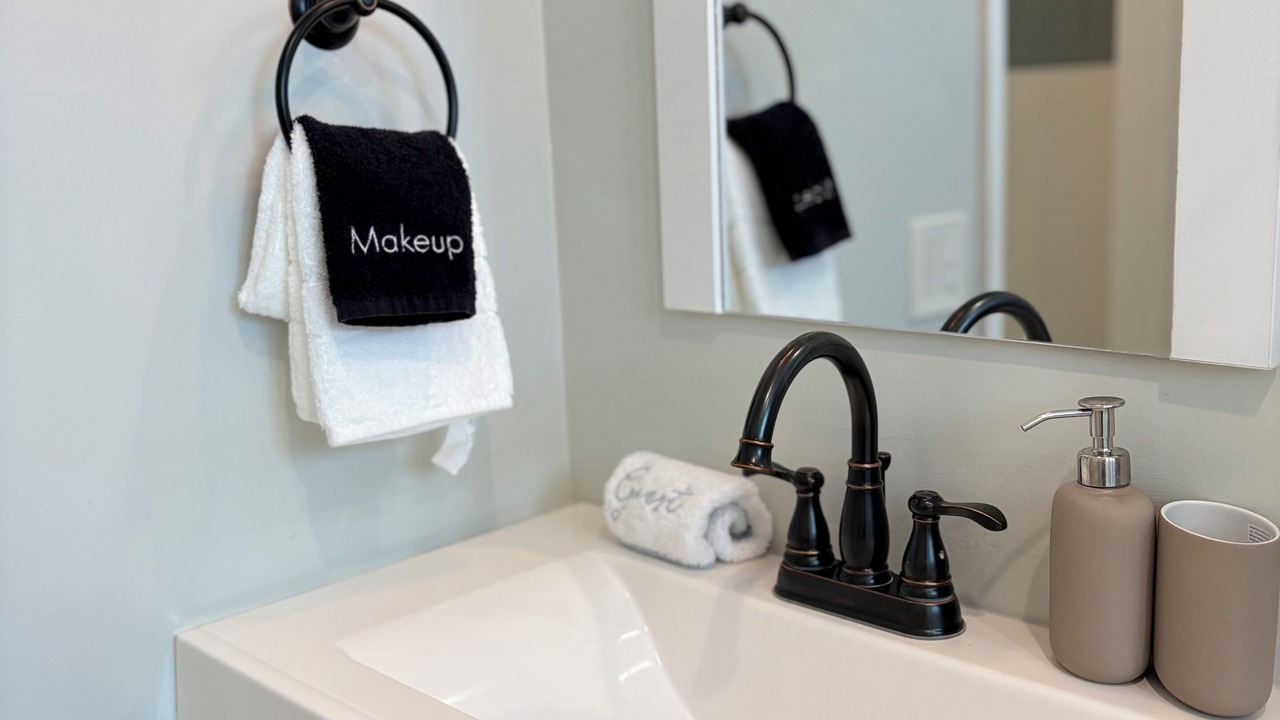 Photo of Bathroom in South New River Isles