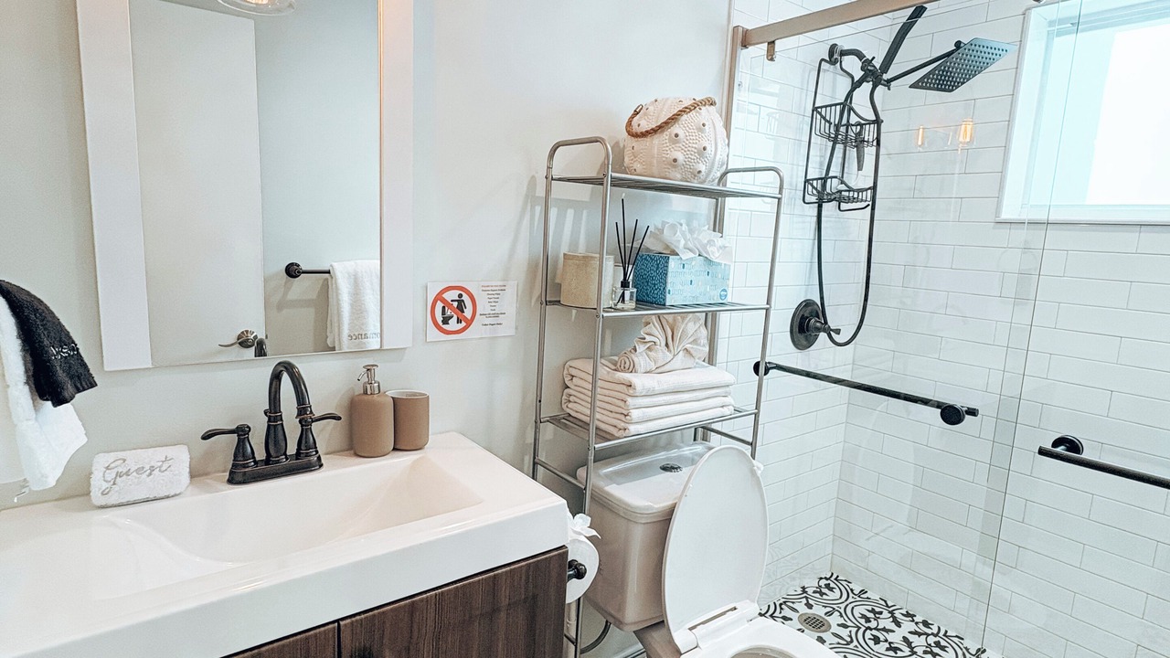Photo of Bathroom in South New River Isles
