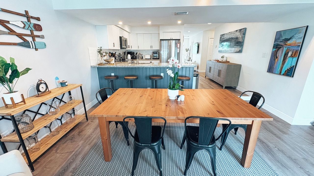 Photo of Livingroom in South New River Isles