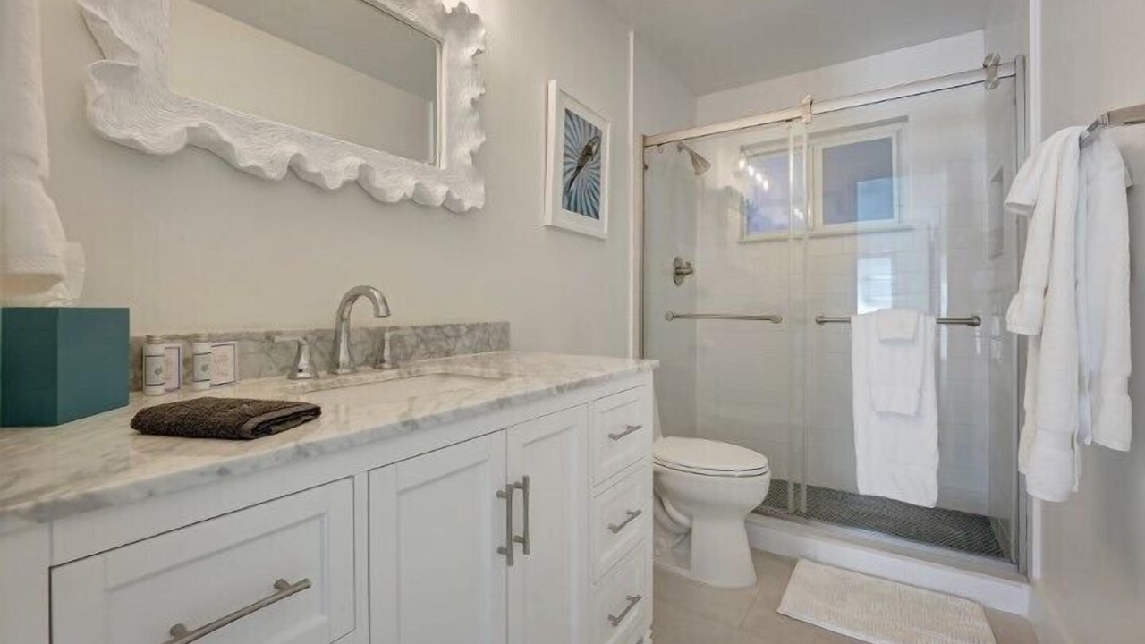 Photo of Bathroom in Edgewood
