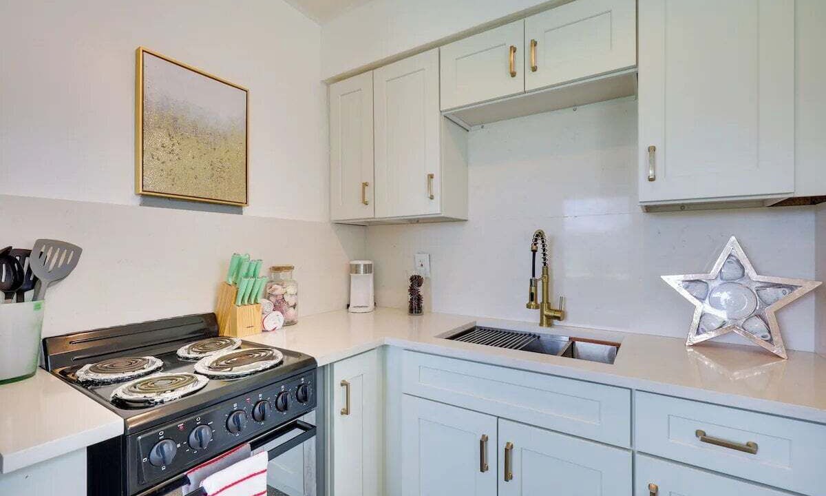 Photo of Kitchen in Royal Poinciana