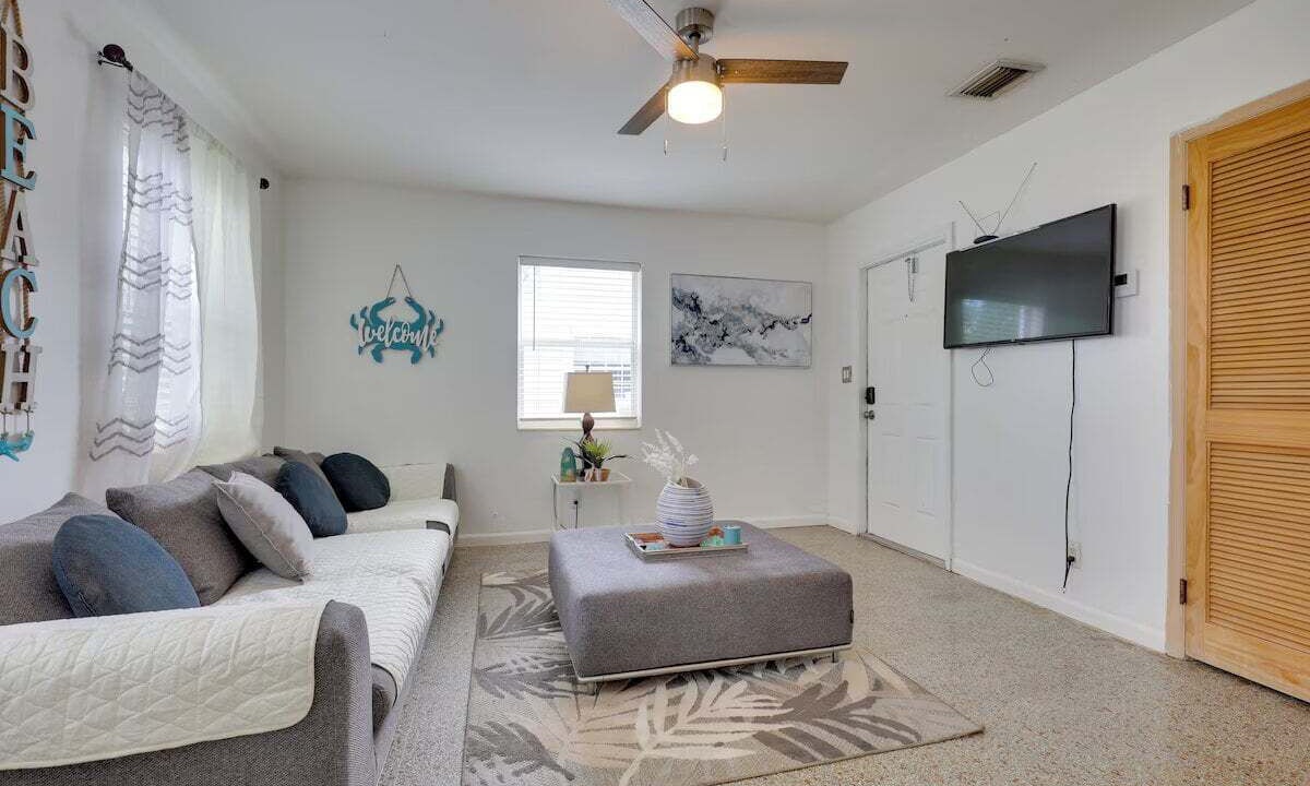 Photo of Livingroom in Royal Poinciana