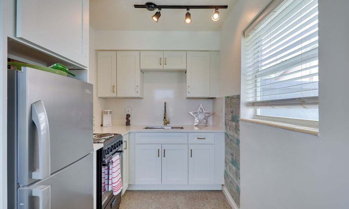 Photo of Kitchen in Royal Poinciana