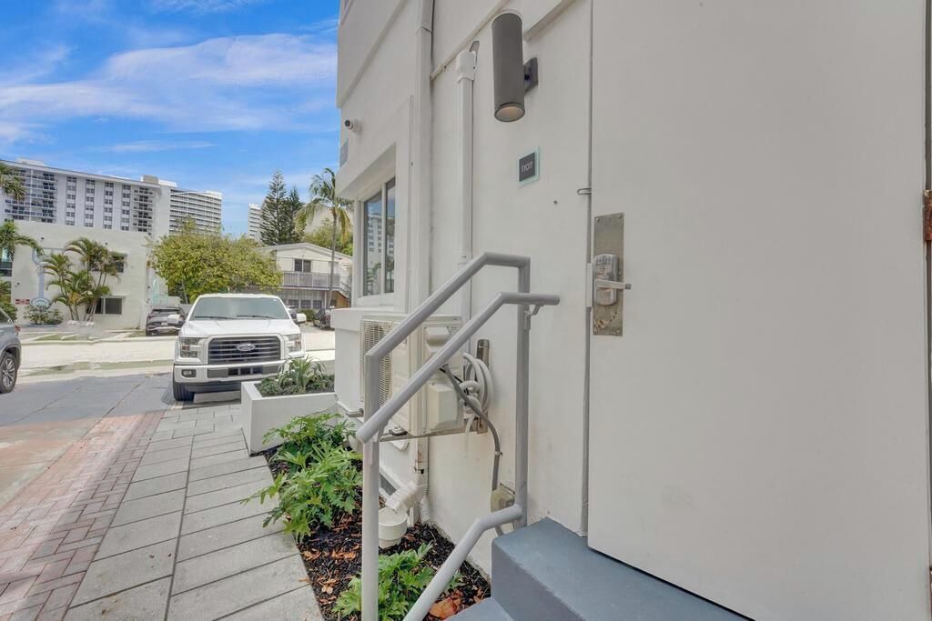 Photo of Outdoor in Central Beach