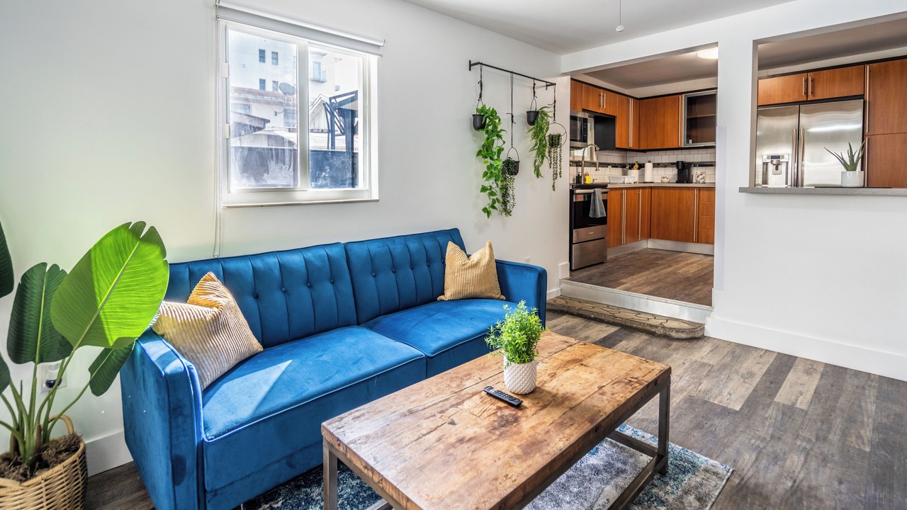 Photo of Livingroom in Allapattah
