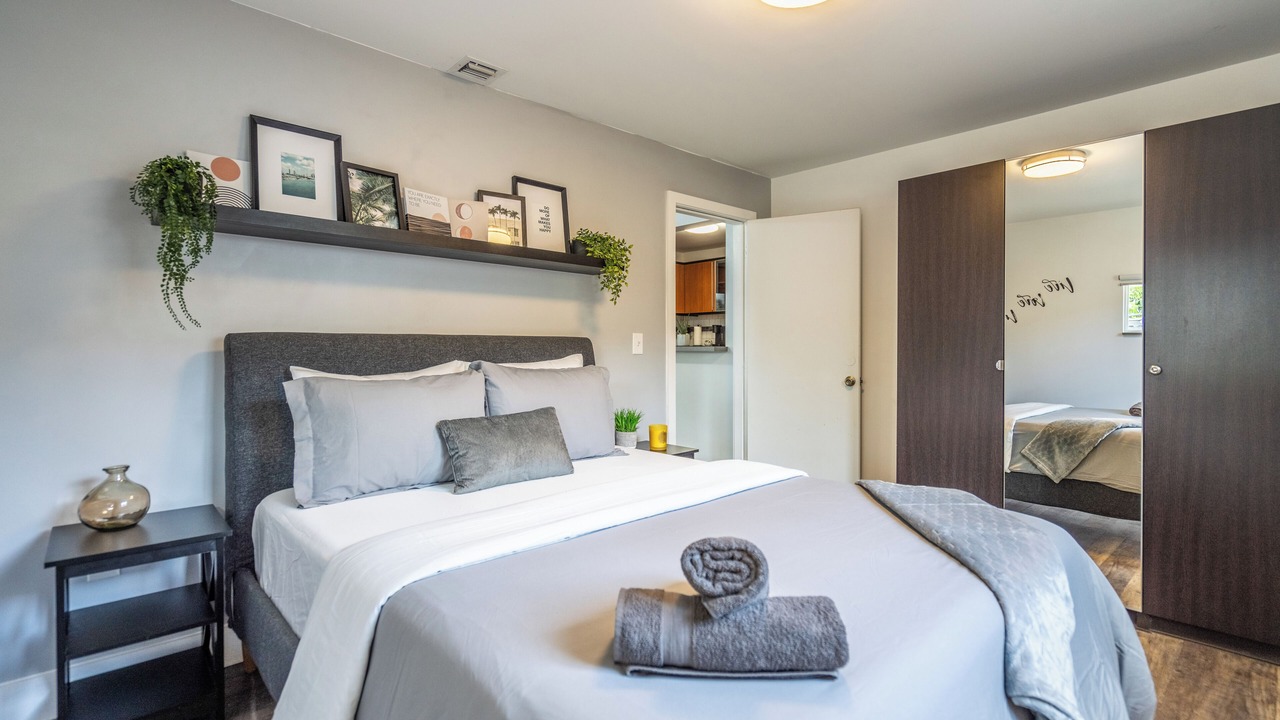 Photo of Bedroom in Allapattah