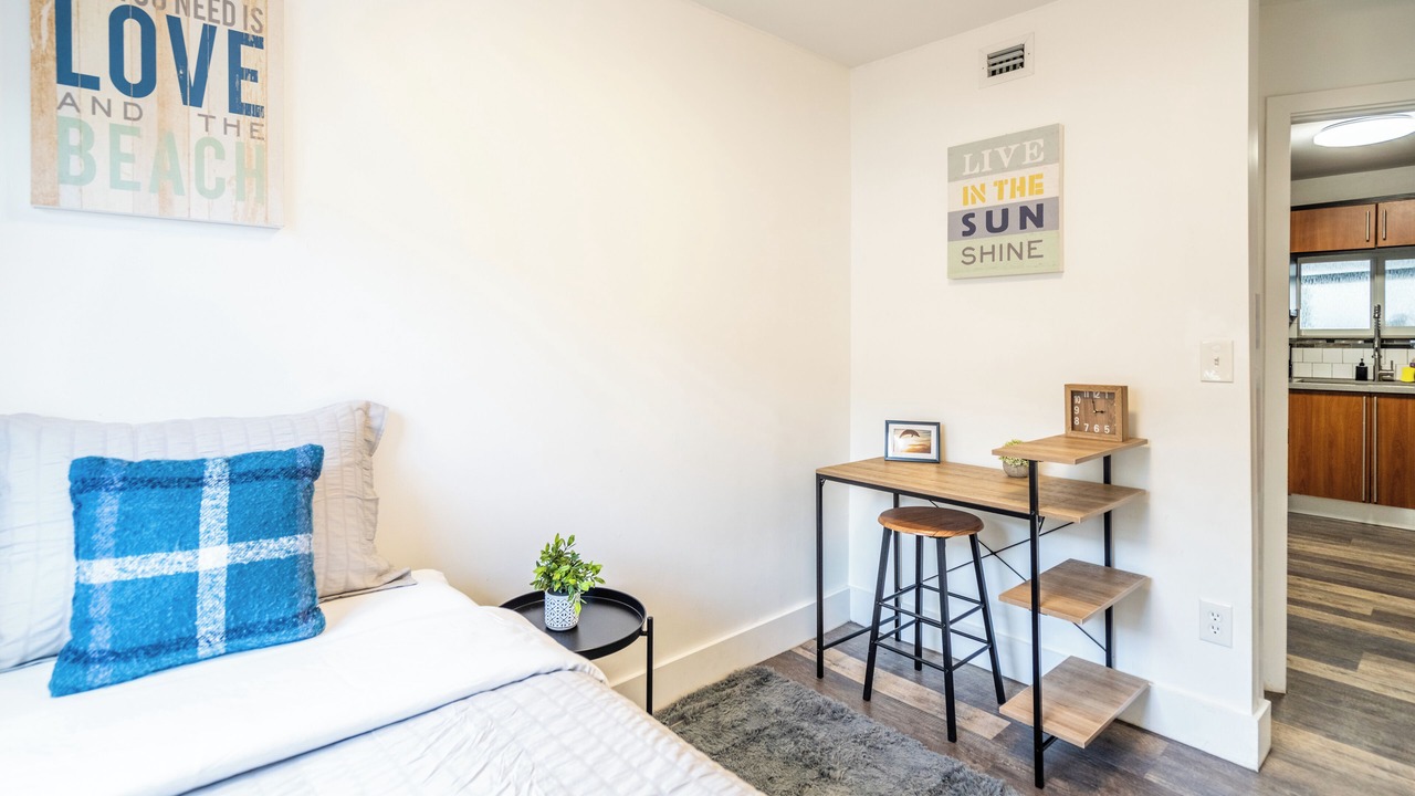 Photo of Bedroom in Allapattah