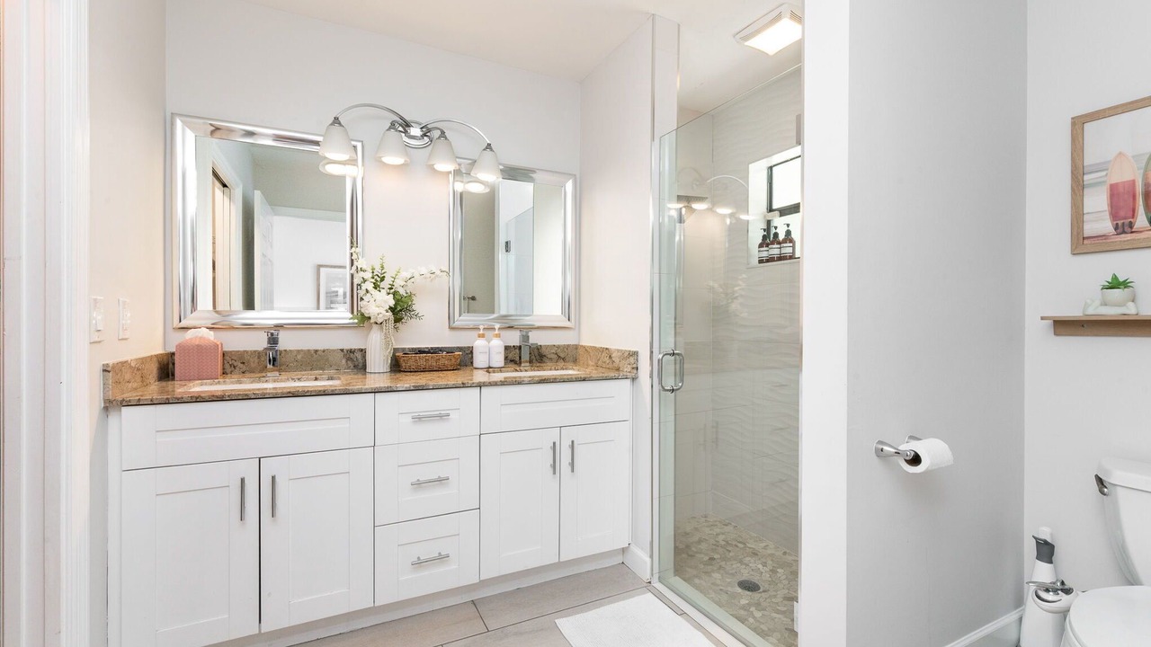 Photo of Bathroom in Lake Ida Shores