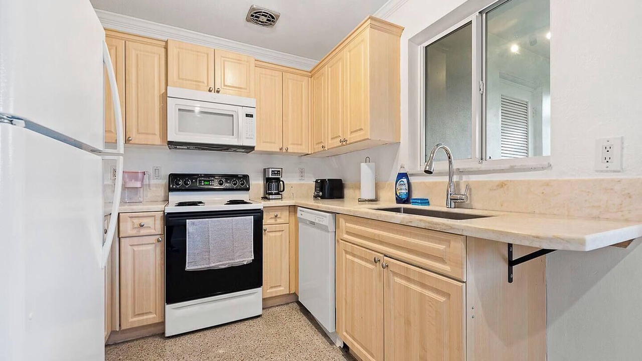 Photo of Kitchen in Coral Ridge Isles