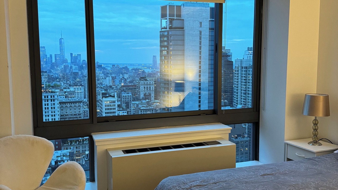 Photo of Bedroom in Midtown South