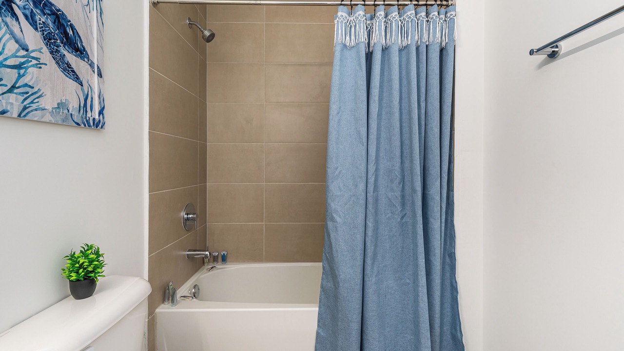 Photo of Bathroom in Hallandale Beach