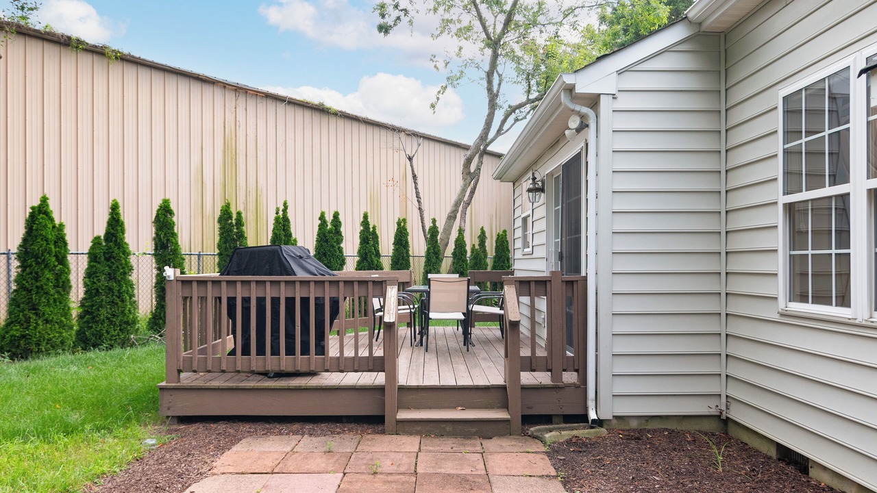 Photo of Patio Balcony in Maplewood