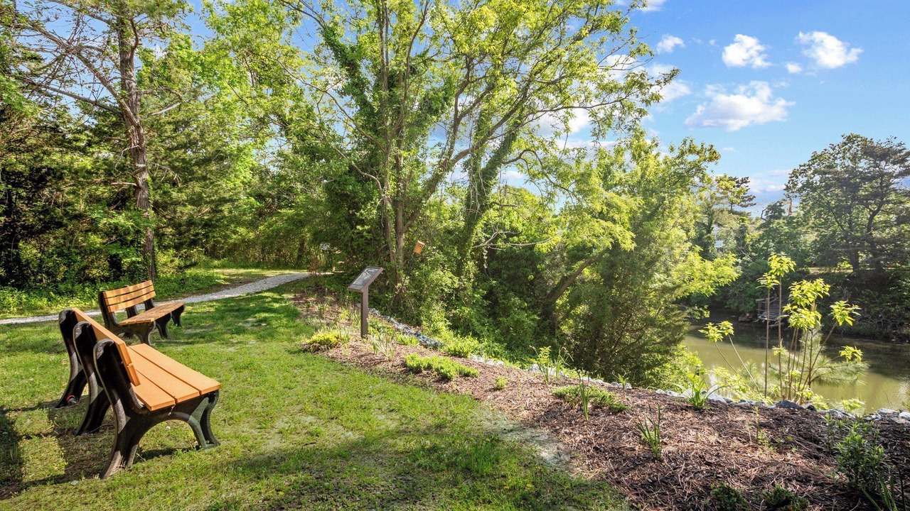 Photo of Outdoor in Country Club Estates