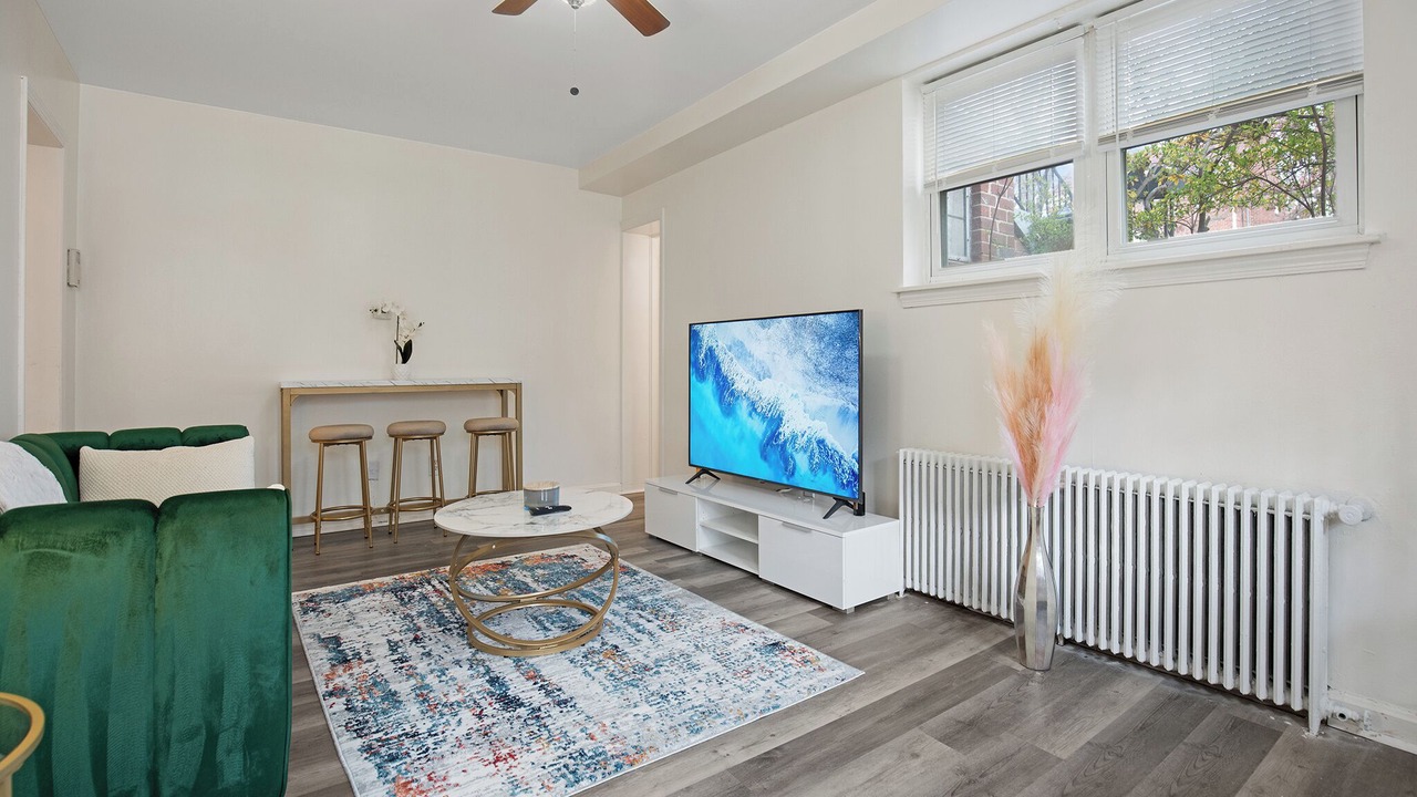 Photo of Livingroom in Takoma Park