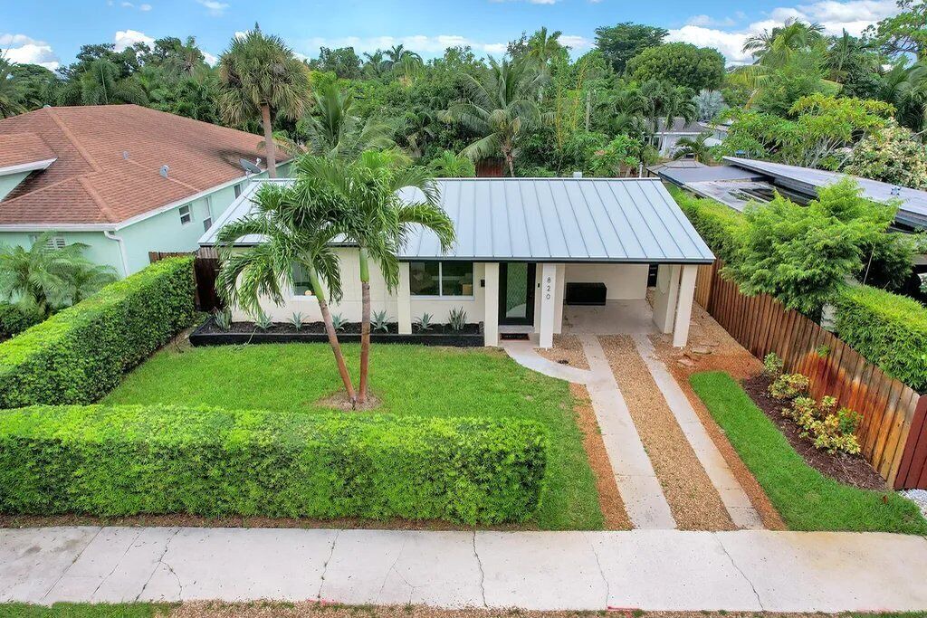 Photo of Outdoor in Middle River Terrace