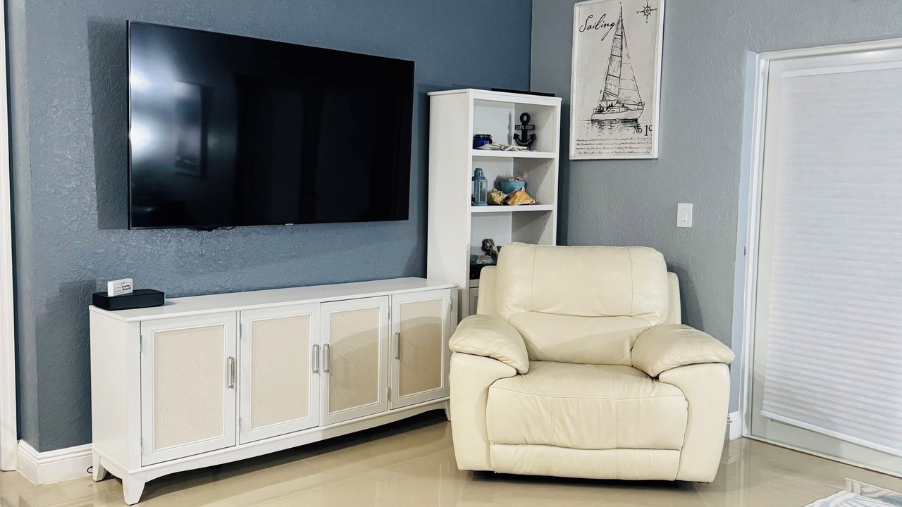 Photo of Livingroom in Deerfield Beach