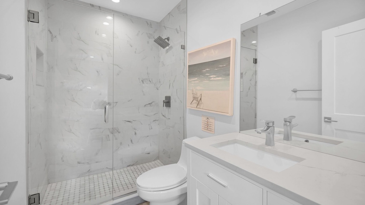 Photo of Bathroom in Poinsettia Heights