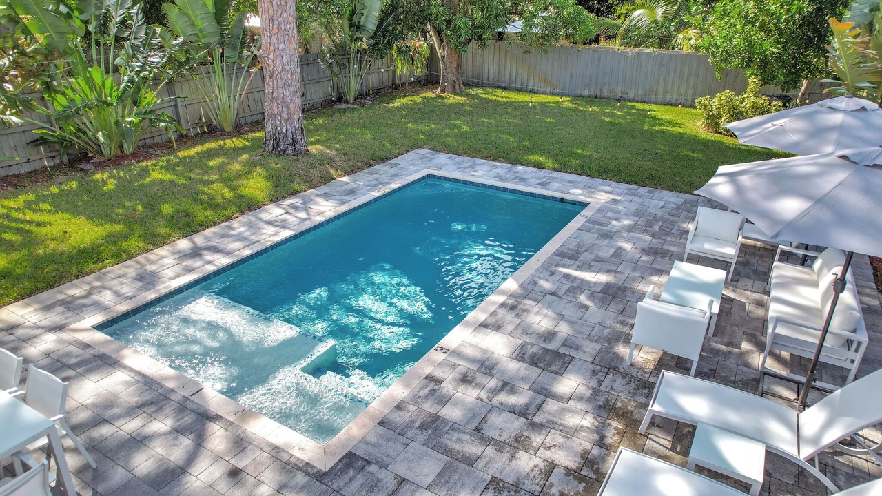 Photo of Outdoor in Poinsettia Heights