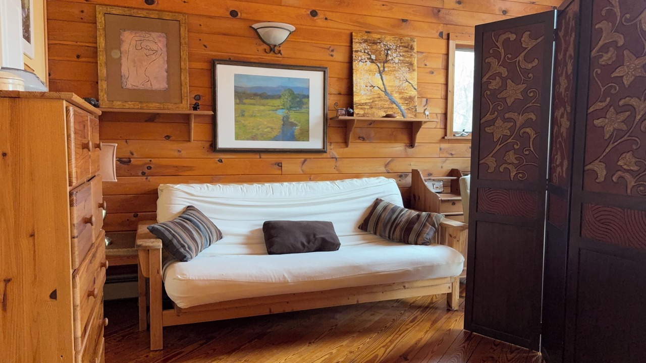 Photo of Livingroom in New Paltz