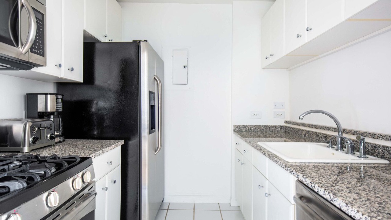 Photo of Kitchen in Battery Park City