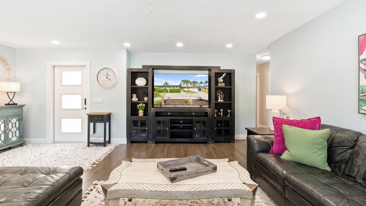 Photo of Livingroom in Golfview Harbor