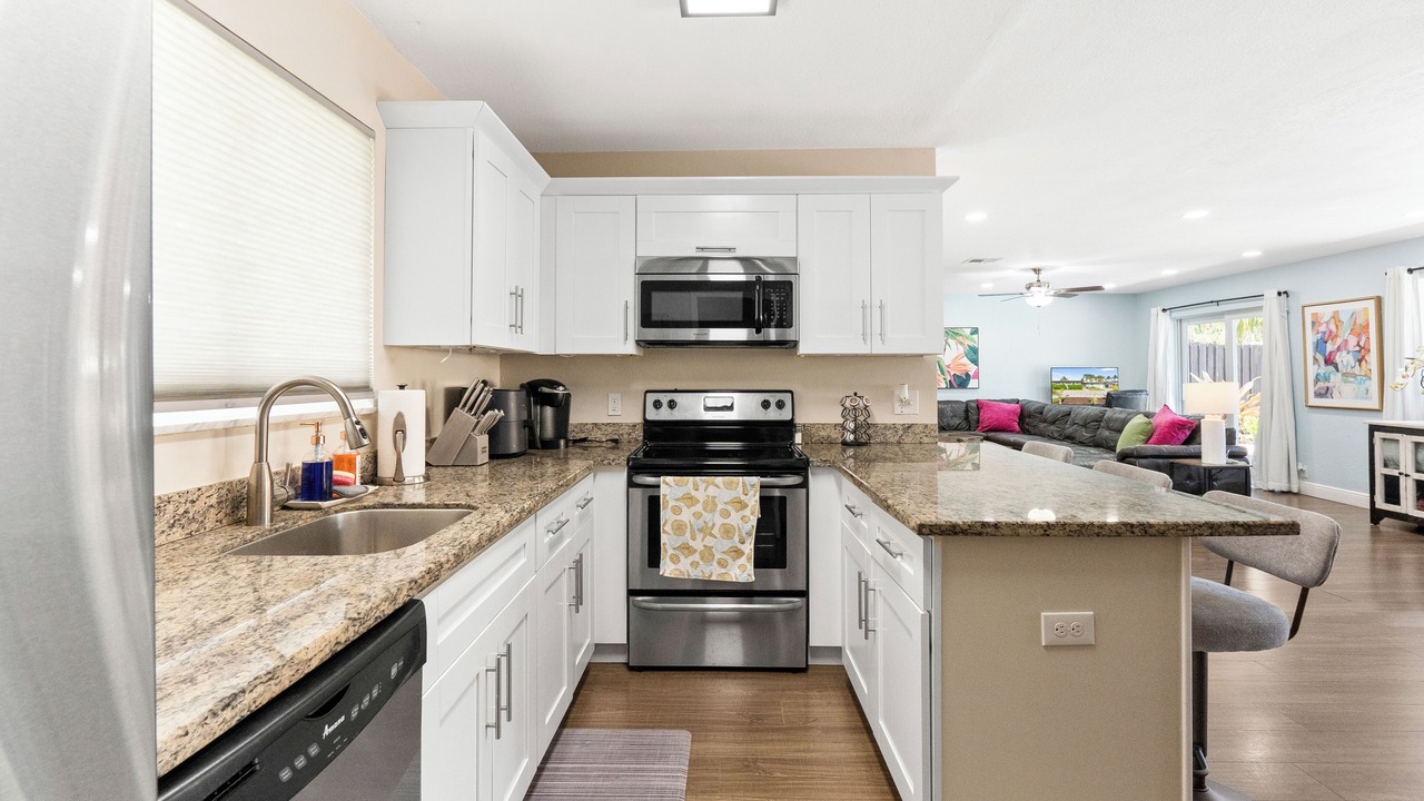 Photo of Kitchen in Golfview Harbor