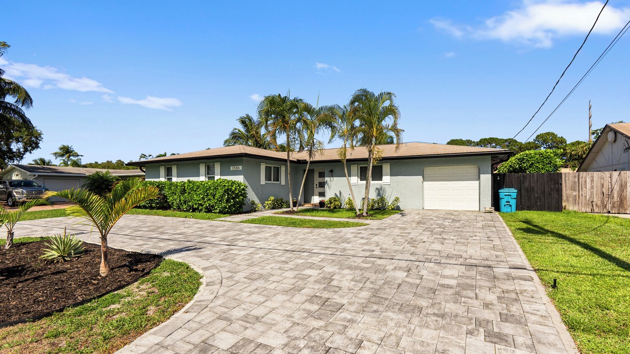 Photo of Outdoor in Golfview Harbor