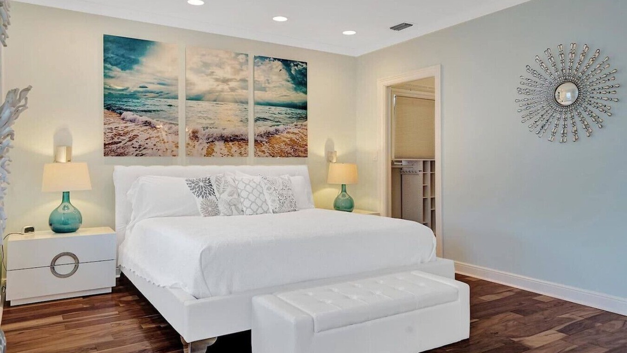 Photo of Bedroom in Eastern Shores