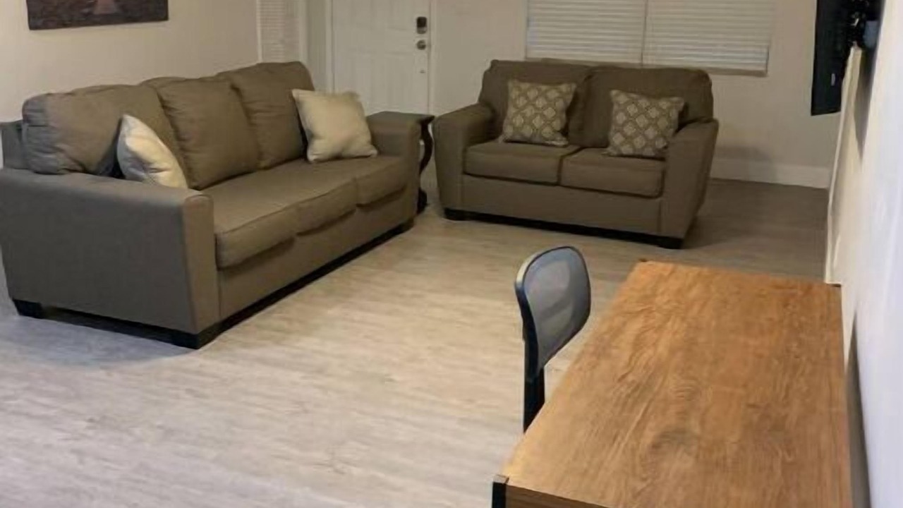 Photo of Livingroom in Miami Gardens