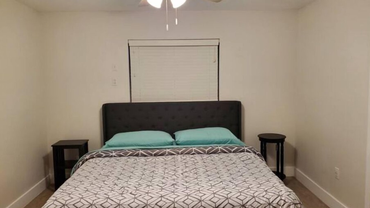 Photo of Bedroom in Miami Gardens