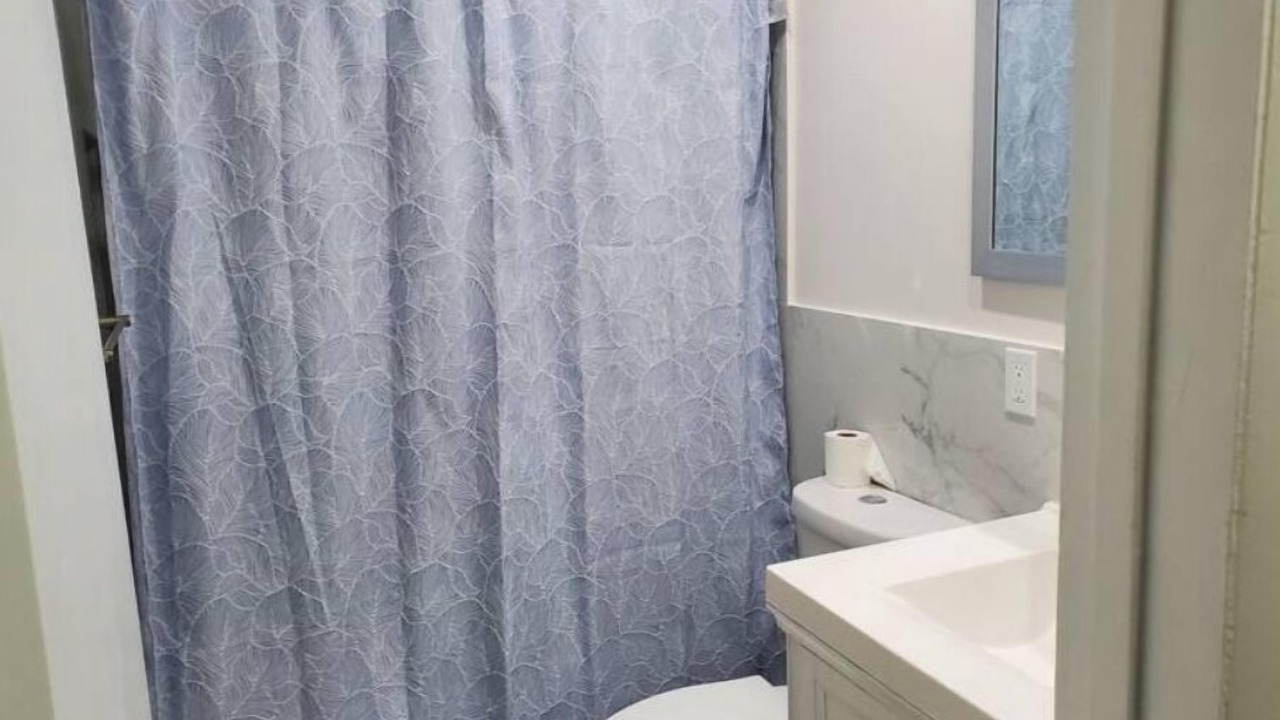 Photo of Bathroom in Miami Gardens