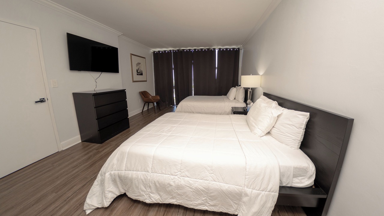 Photo of Bedroom in Galt Mile