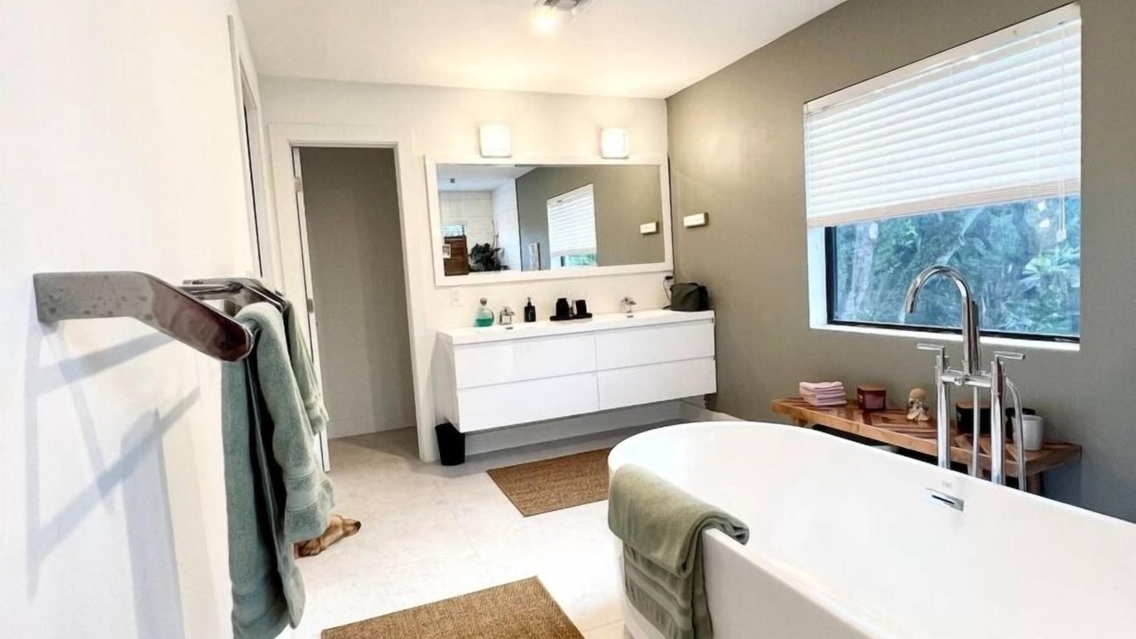 Photo of Bathroom in Edgewood