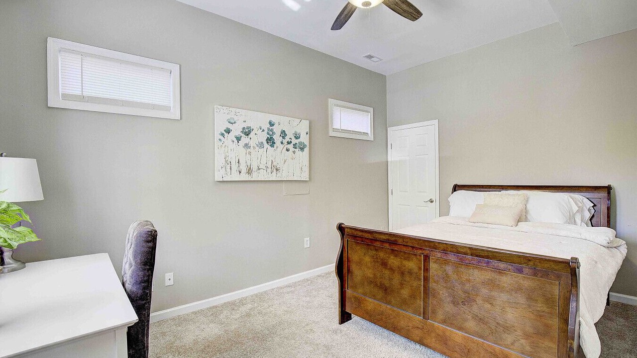 Photo of Bedroom in North Beach