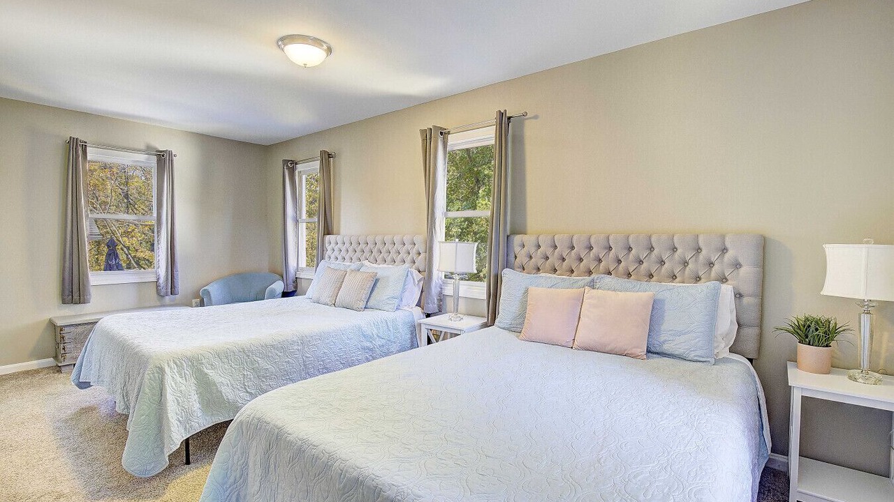Photo of Bedroom in North Beach