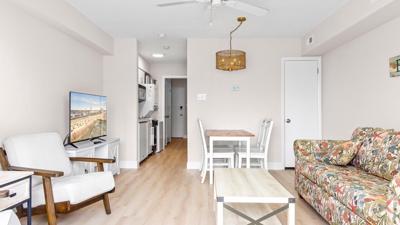 Photo of Livingroom in North End