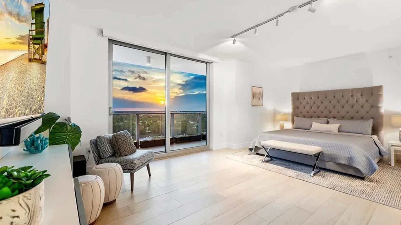 Photo of Bedroom in Central Fort Lauderdale