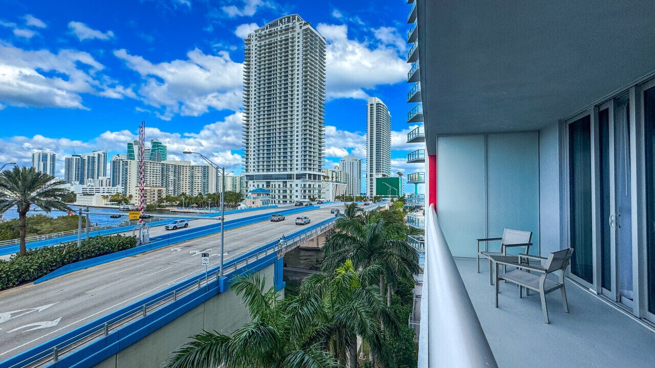 Photo of Patio Balcony in Hallandale Beach