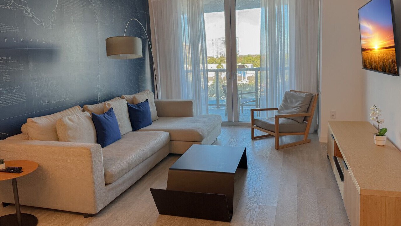 Photo of Patio Balcony in Hallandale Beach