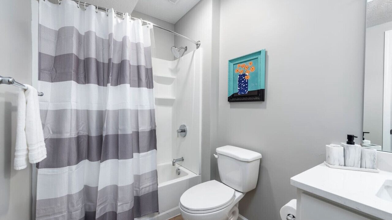 Photo of Bathroom in University Circle