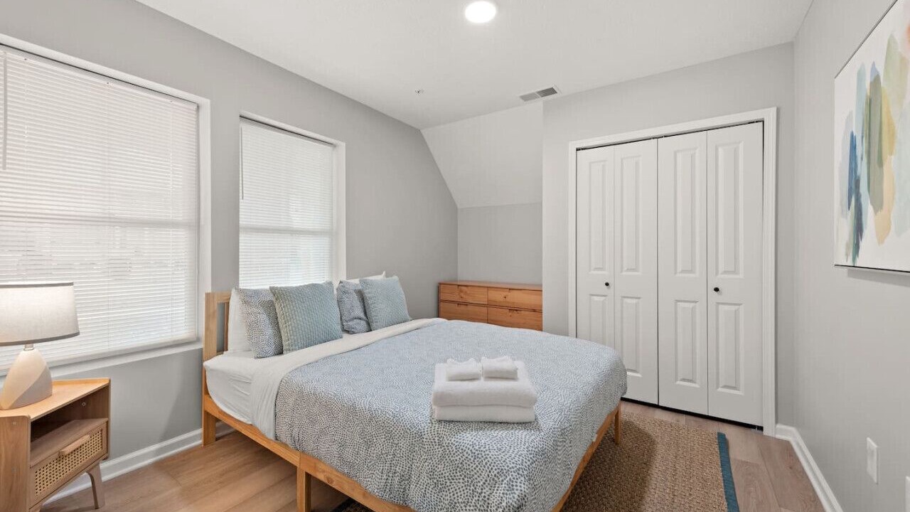 Photo of Bedroom in University Circle