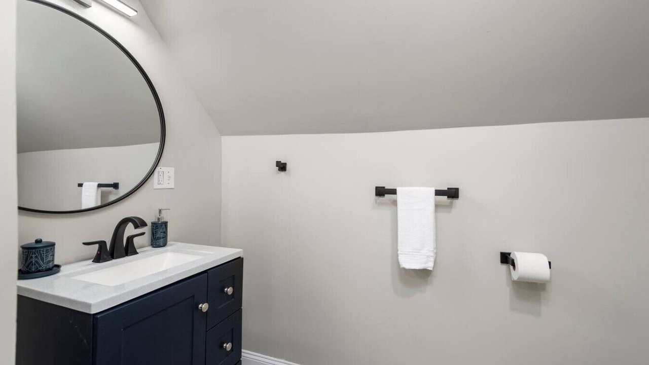Photo of Bathroom in Hough