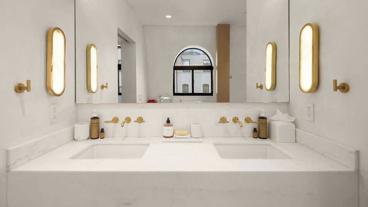 Photo of Bathroom in Midtown