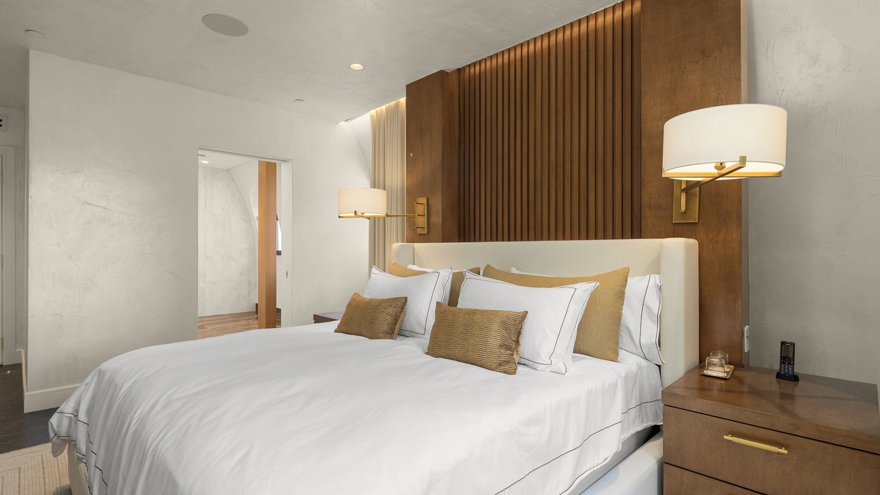 Photo of Bedroom in Midtown