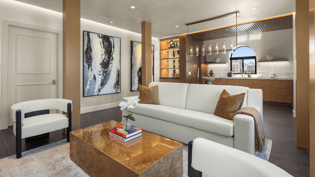 Photo of Livingroom in Midtown