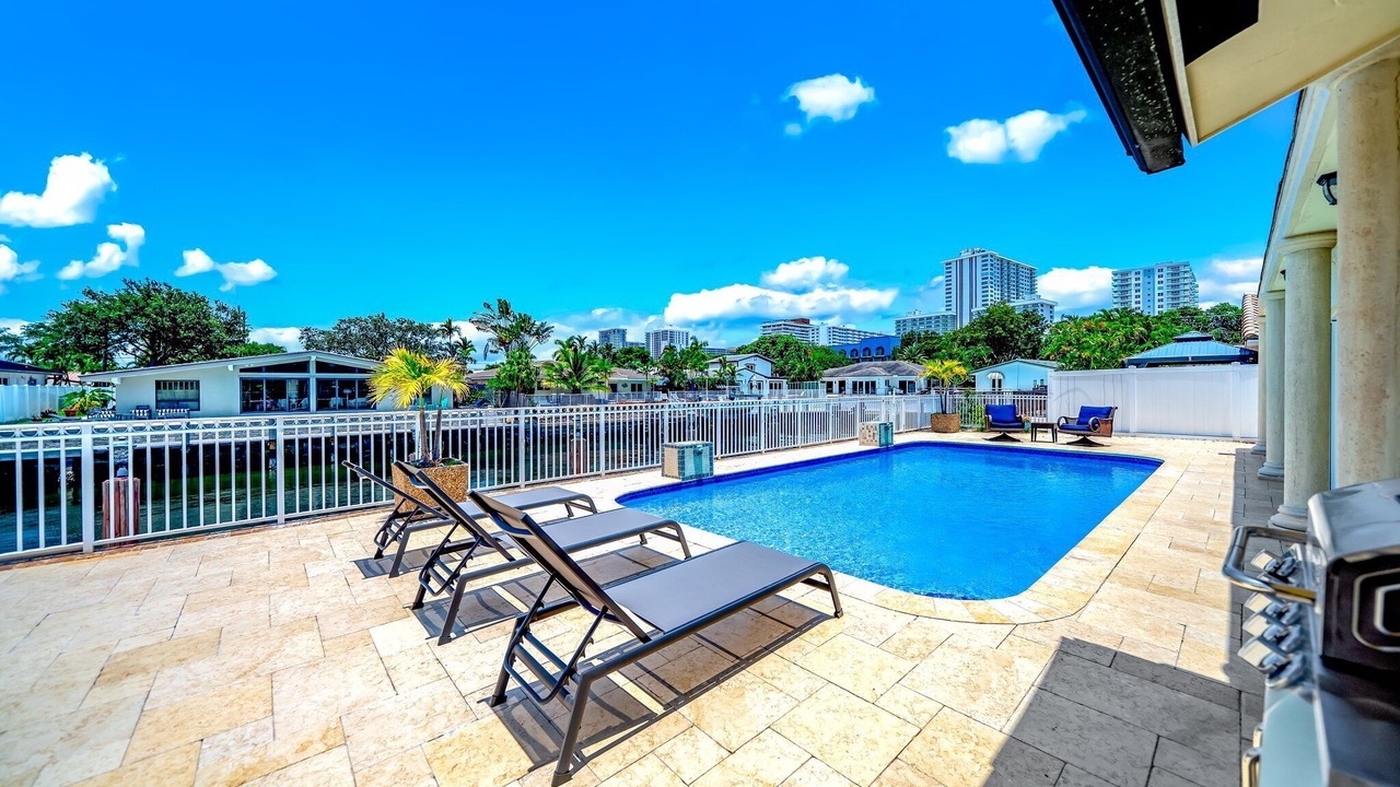 Photo of Outdoor in Bermuda Riviera
