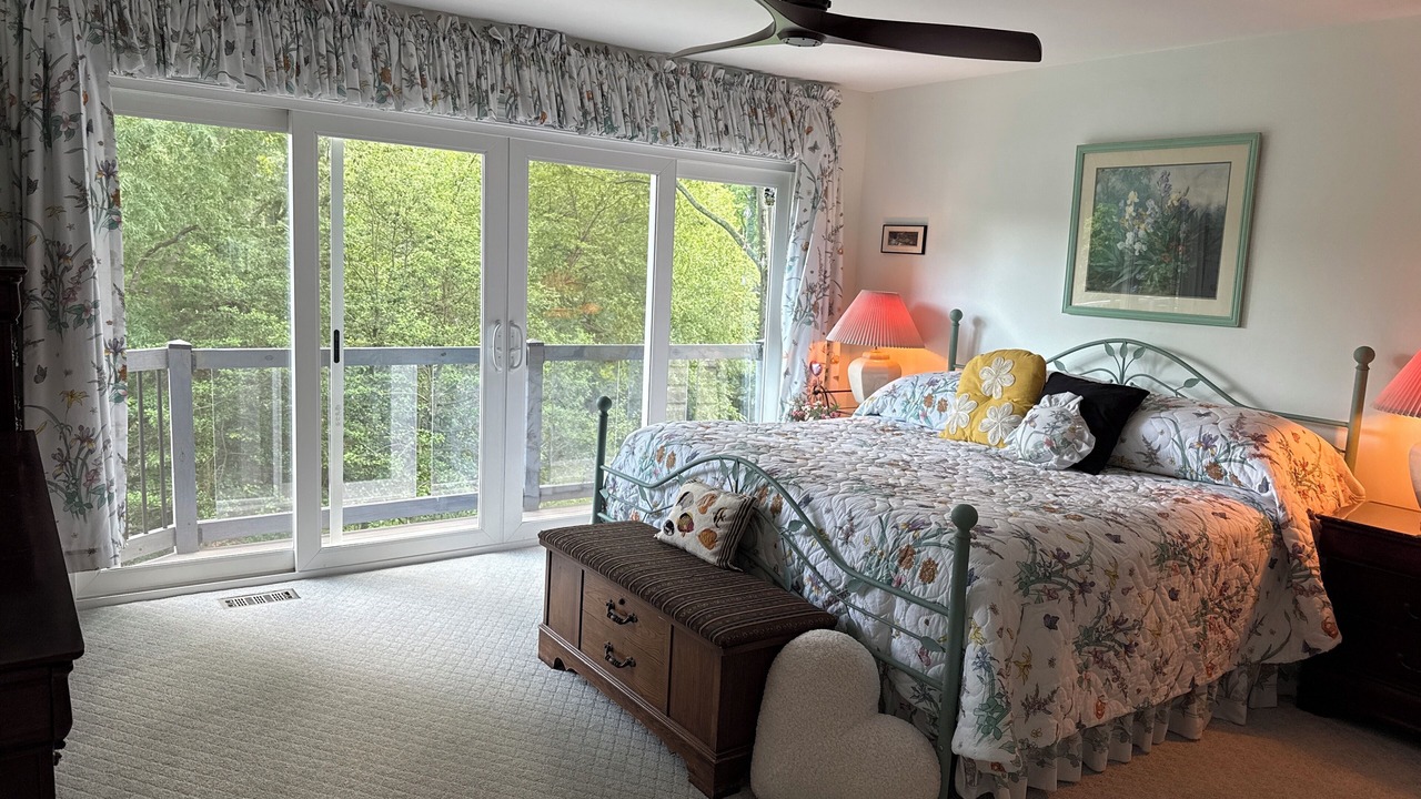 Photo of Bedroom in Arnold