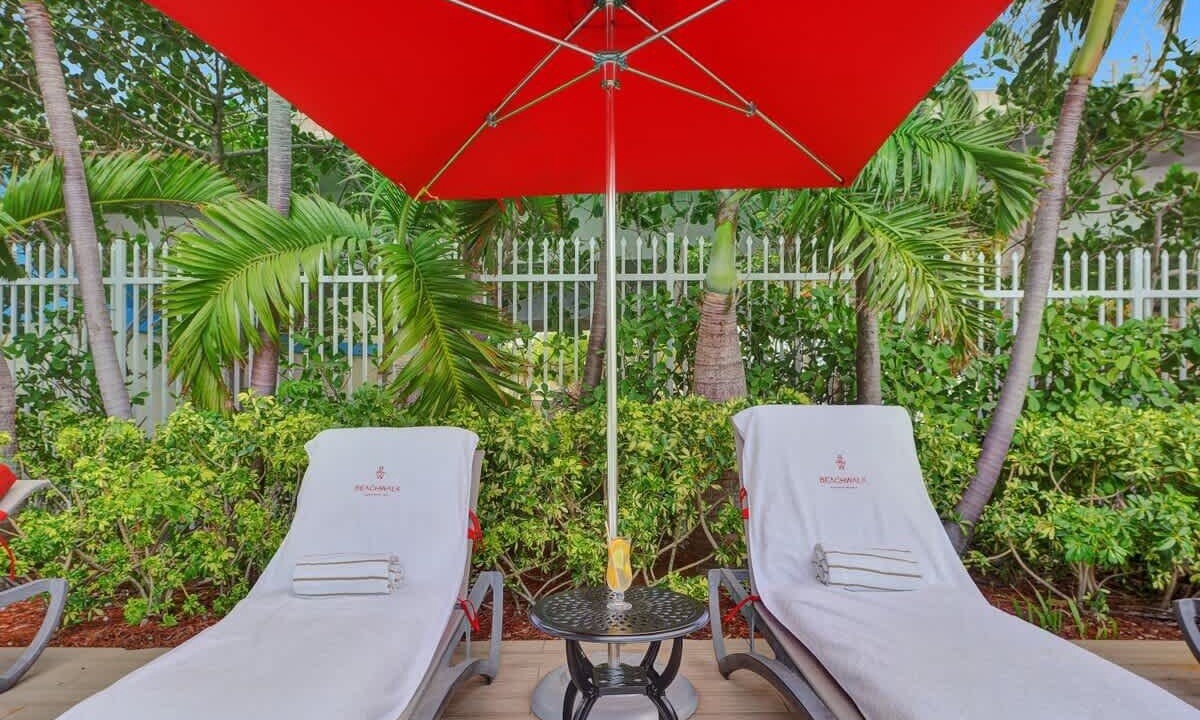 Photo of Outdoor in Hallandale Beach