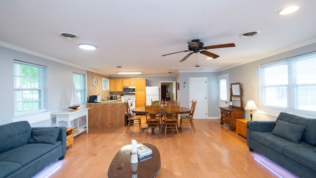 Photo of Livingroom in St. Michaels